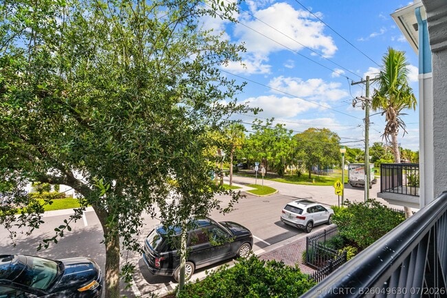 Photo - 75 NW 4th Ave