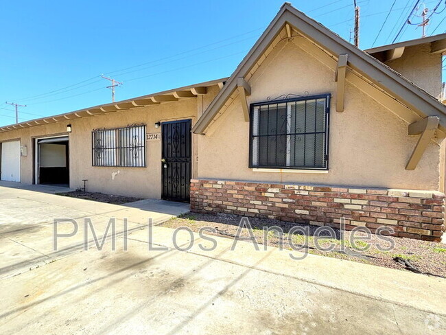 Building Photo - 12714 1/2 Kalnor Avenue Rental