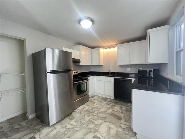 Photo - 125 N 9th St