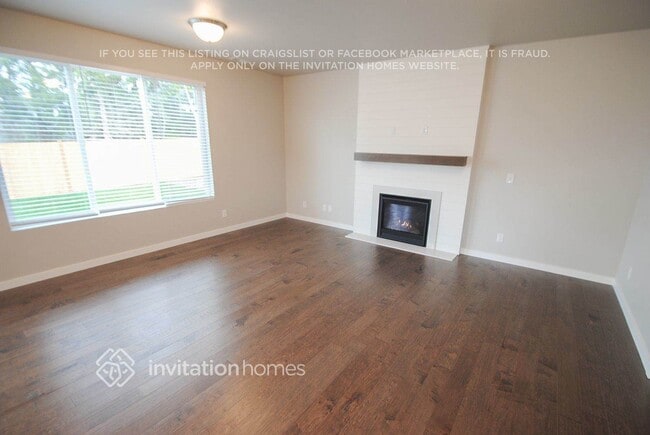 Photo - 6113 47th Pl NE