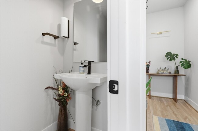 Photo - 5825 Francis Oak Ln