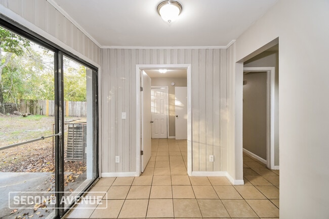 Photo - 4508 Tango Ln W
