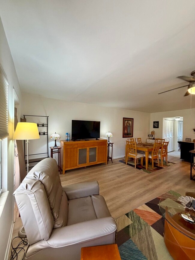 Photo - 132 Preston Way Unit 132