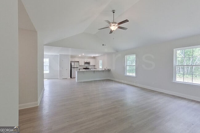 Photo - 223 Western Red Cedar Dr