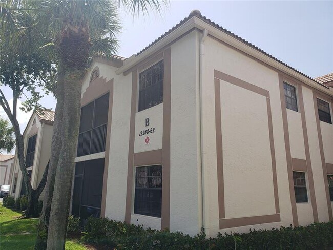 Photo - 12252 Royal Palm Blvd Unit B - 3