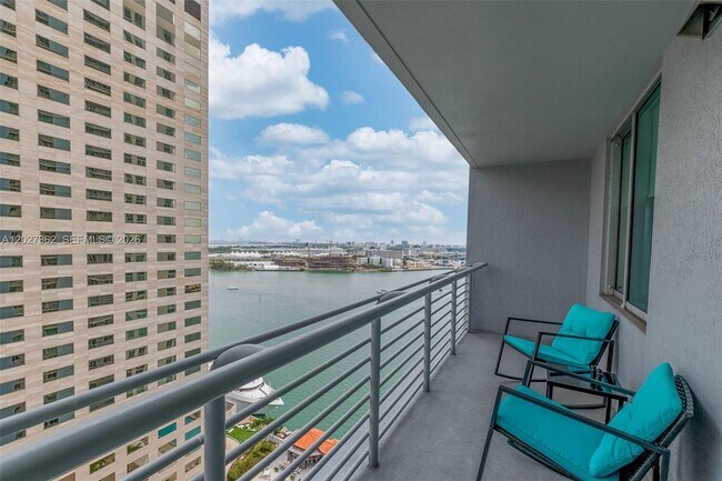 Photo - 335 S Biscayne Blvd Unit 2402