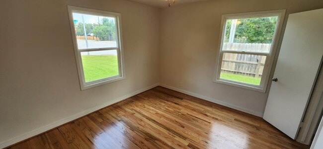 Photo - 5501 Huisache St