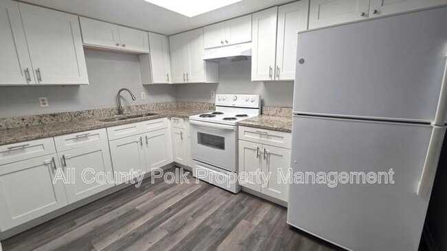 Photo - 3039 St Paul Dr