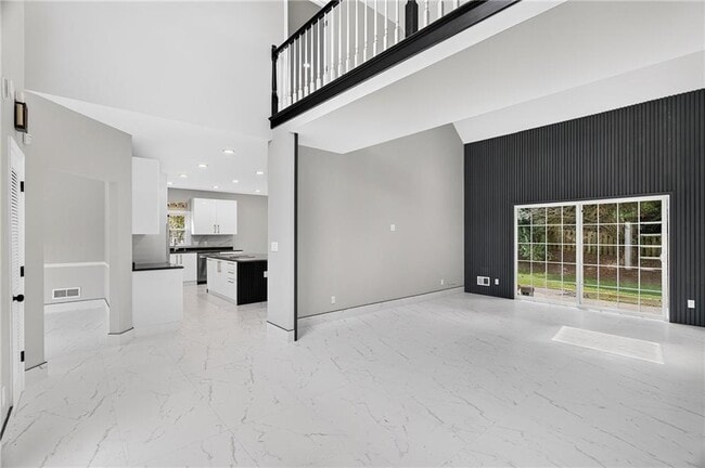475 Trammell Dr