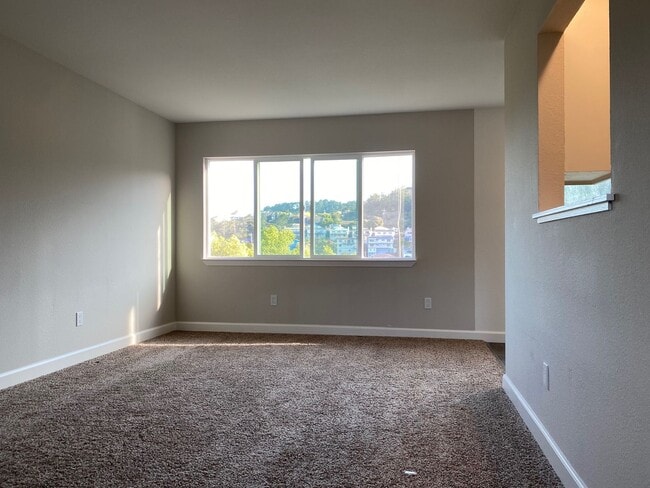 Photo - Lewis Ln-409 Unit 409