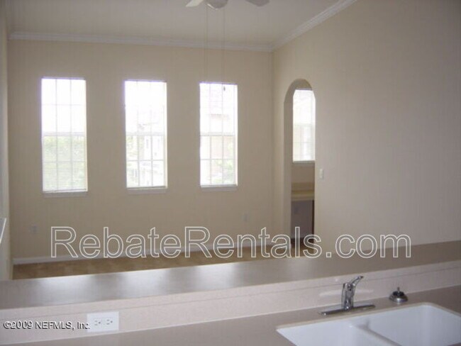 Photo - 10075 Gate Pkwy N Unit #2607