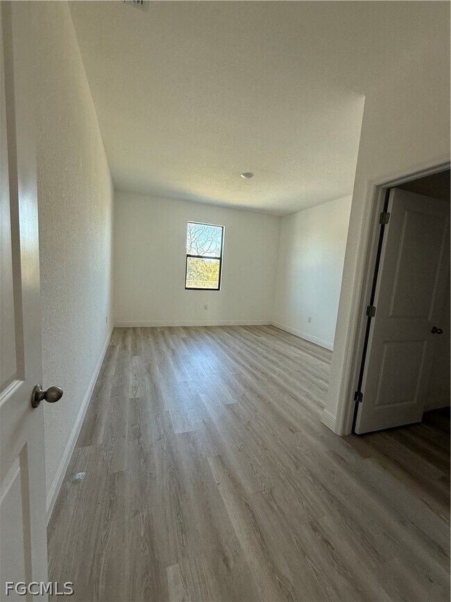 Photo - 1135 Harvest Ave