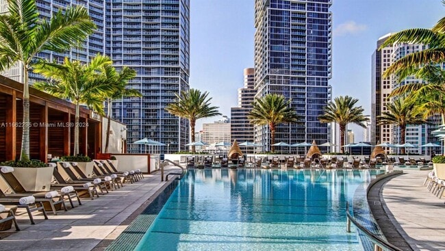 Photo - 200 Biscayne Boulevard Way