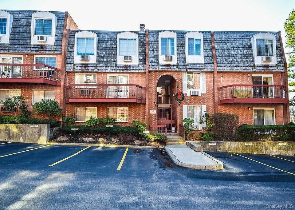 Photo - 55 N Broadway Unit 2-21C