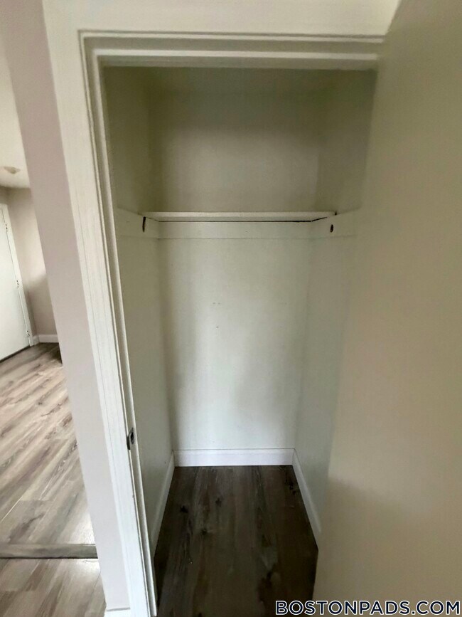 Photo - 71 Bernier St Unidad 8