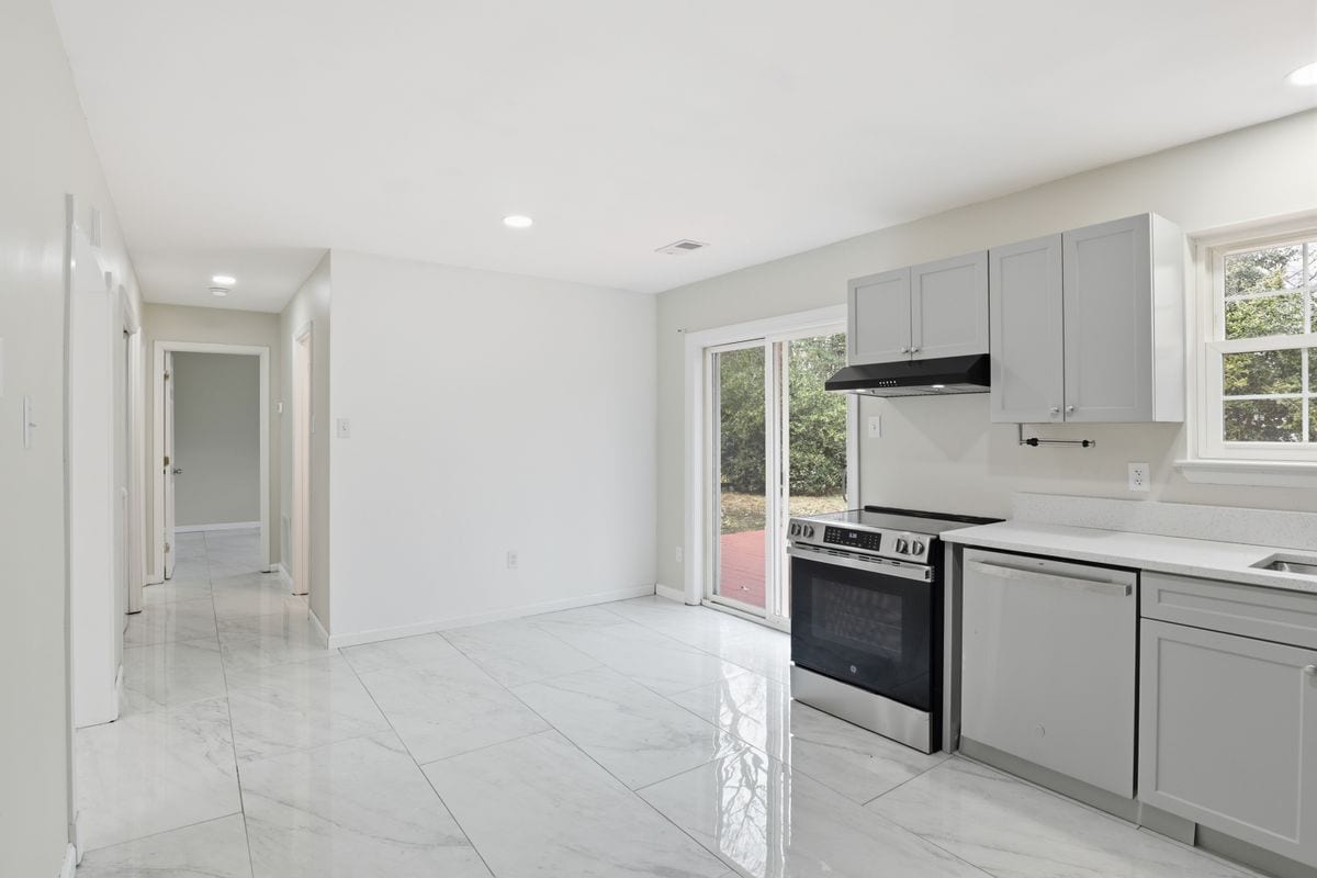 Photo - 3454 Tamarack Ct