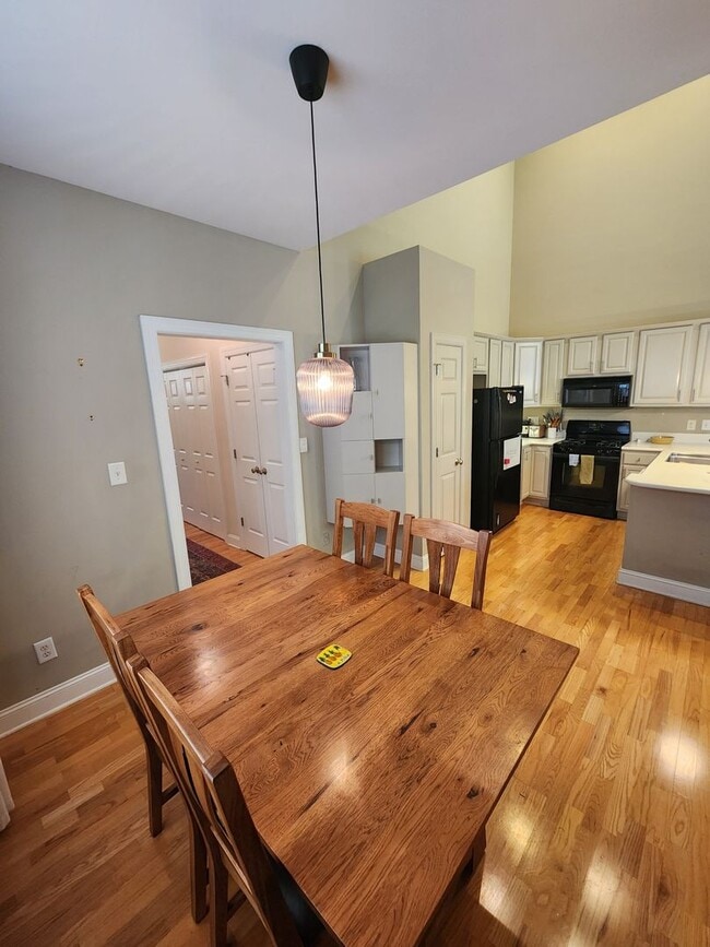 Photo - 105 Jones Ferry Rd
