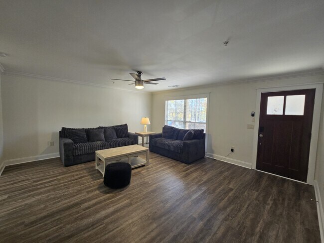 Photo - 490 S Barnett Shoals Rd