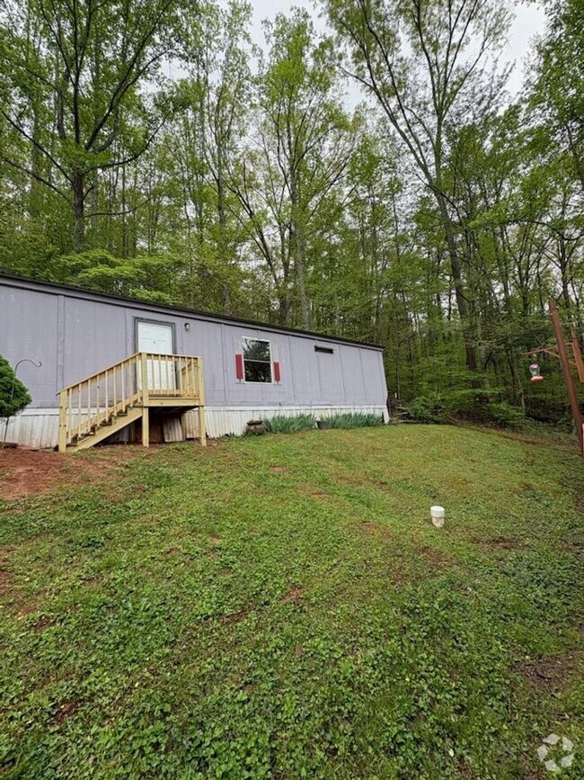 Building Photo - Nice 2 Bedroom in Candler Rental
