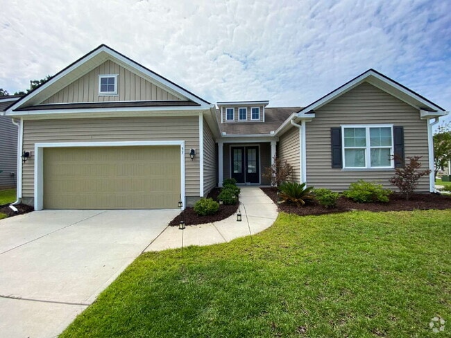 Building Photo - Three Bedroom Home In Heritage New Riversi...