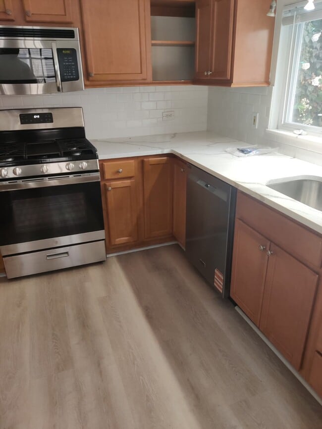 Photo - 7713 Union Ave