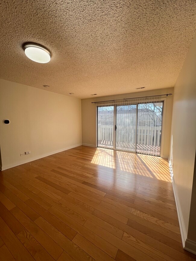 Photo - 247 Coventry Cir