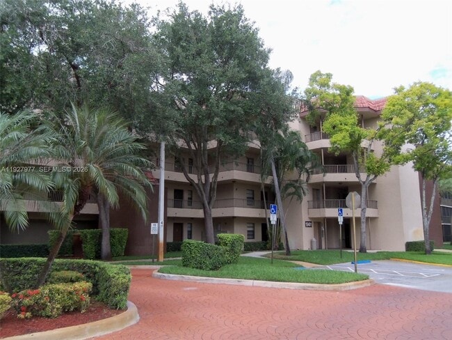 Photo - 10551 W Broward Blvd Unit 209
