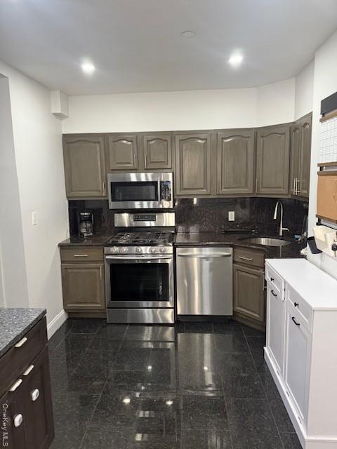 Photo - 21-41 71st St