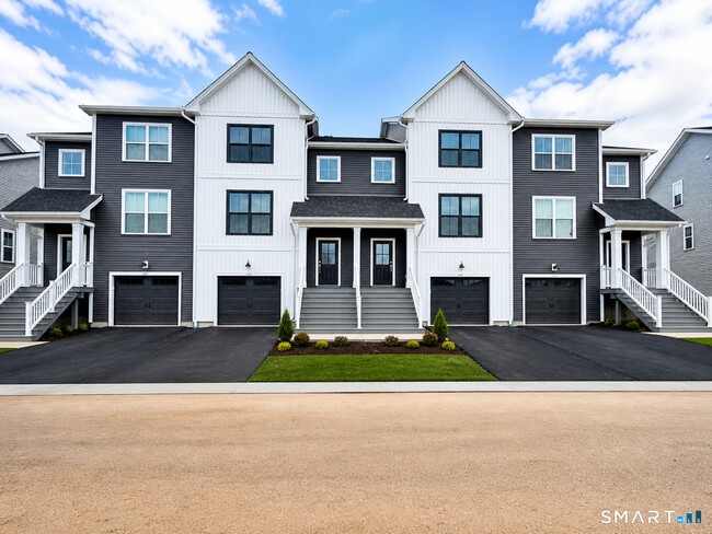 Photo - 135 Shea Cir Unit 135