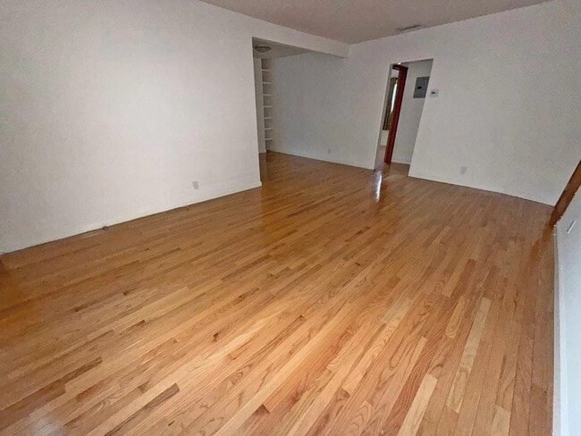 Photo - 1931 S Shenandoah St Unit 2