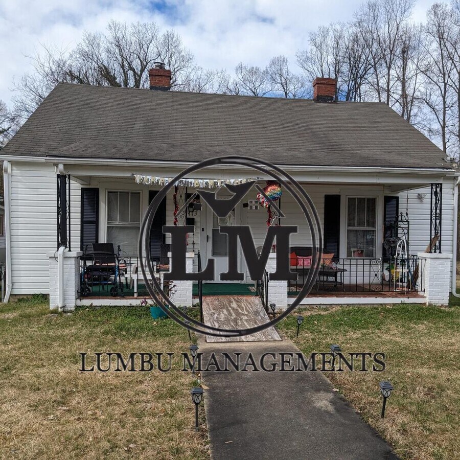 Photo - 1473 Myrtle Ave