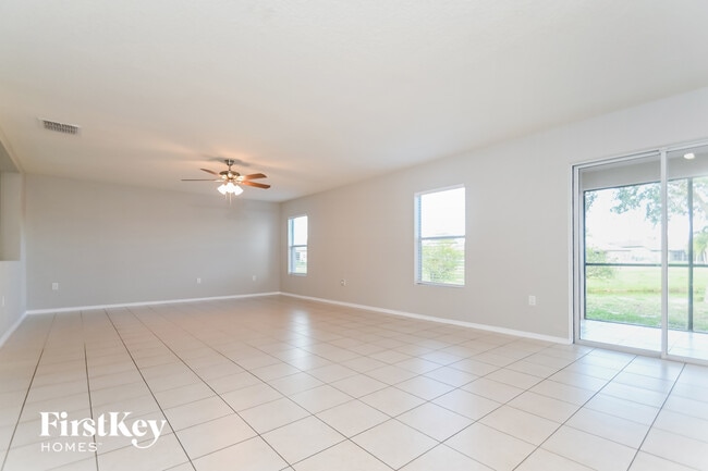 Photo - 234 Star Shell Dr