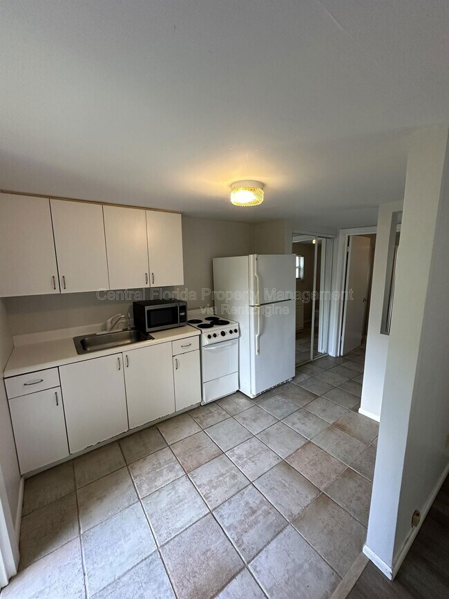 Photo - 1233 Virginia Dr