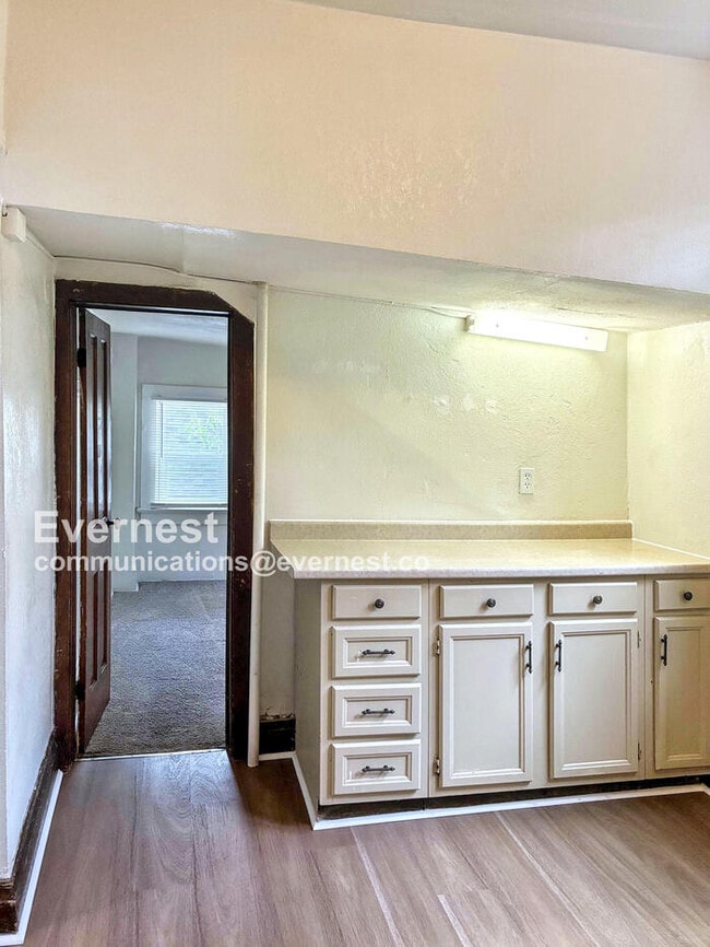 Photo - First Month Rent Free / Lovely 1 Bed, 1 Ba... Unidad 3