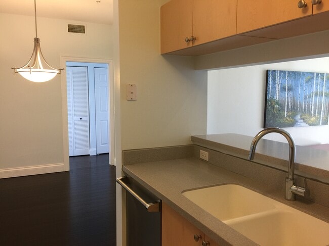 Photo - 1180 Reserve Way Unit 302