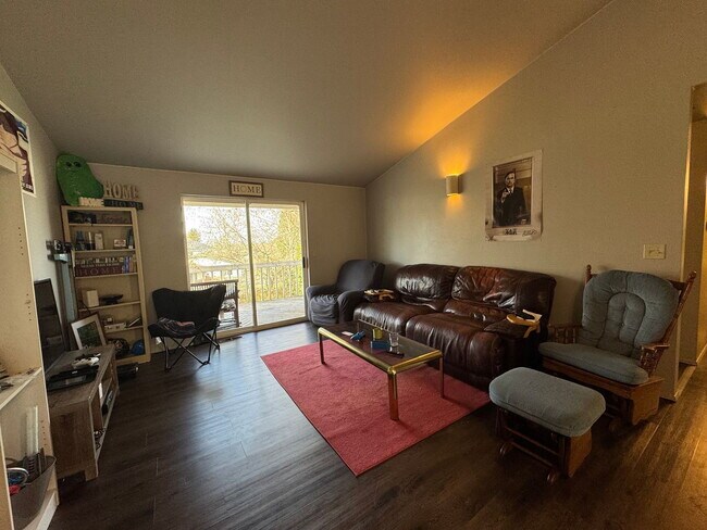 Photo - Spacious 5BR Home Near Whatcom Falls Park & Lake Whatcom