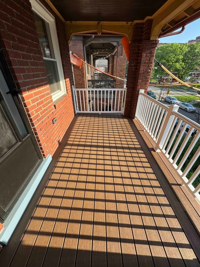 Photo - 261 Gross St