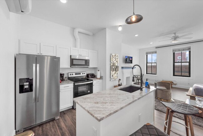Photo - 18 W Elder St Unit SI ID1540382P