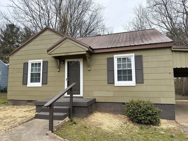 Photo - 2 Bedroom Home For Rent Near The Montgomery County Library!