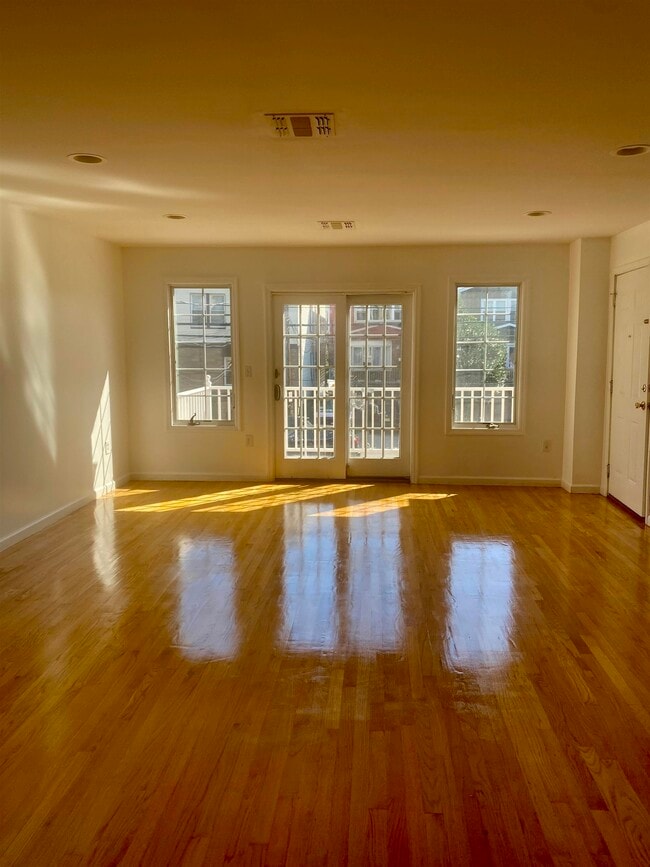Photo - 525 Avenue A Unit 1