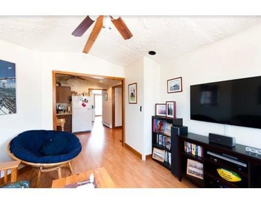 837 E 2nd St Unit 1