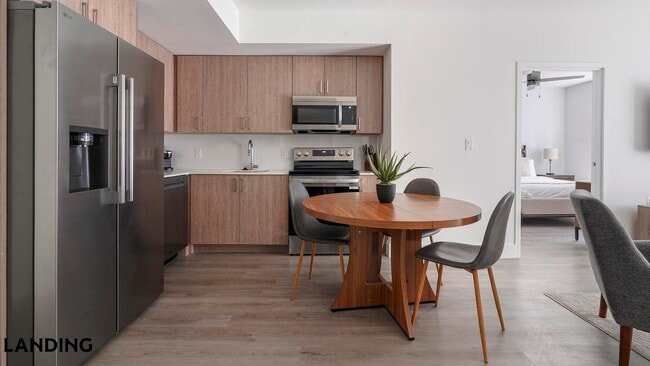Photo - 1025 E 25th St Unidad 628