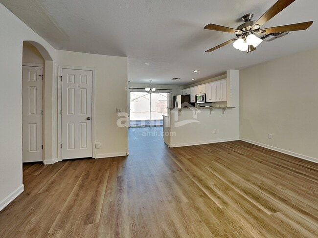 Photo - 15374 W Gelding Dr