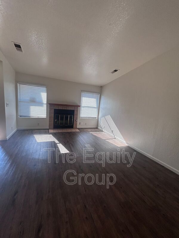 Photo - 4134 W Douglas Ave