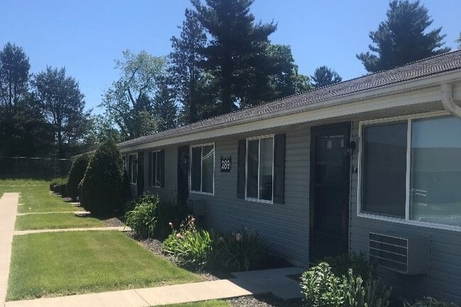 Fox Hollow Apartments - Fox Hollow Apartments