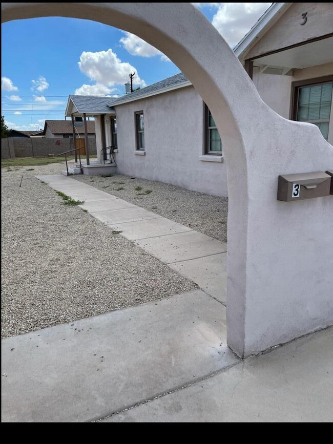 Photo - 143 W Pima Ave Unit Apt 2