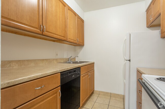 Village kitchen - Ryan Place Apartments