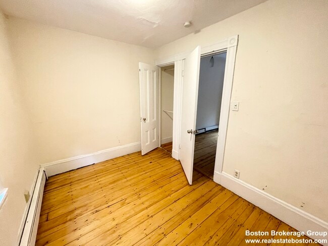 Photo - 32 Sussex St