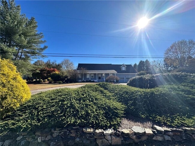 Photo - 3195 S Puckett Rd