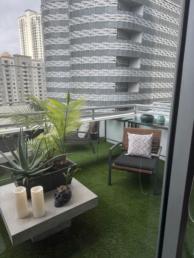 Photo - 1050 Brickell Ave Unit Loft 818
